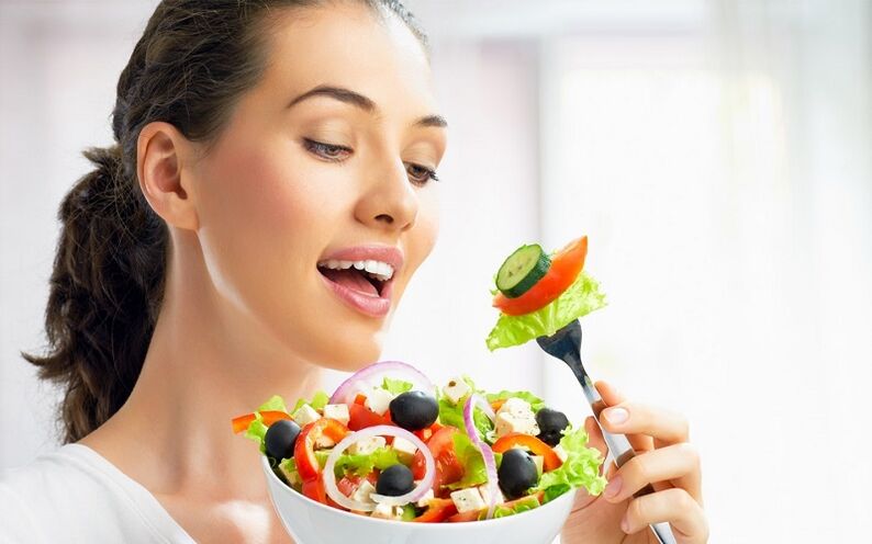the use of vegetable salad to lose weight per week of 7 kg