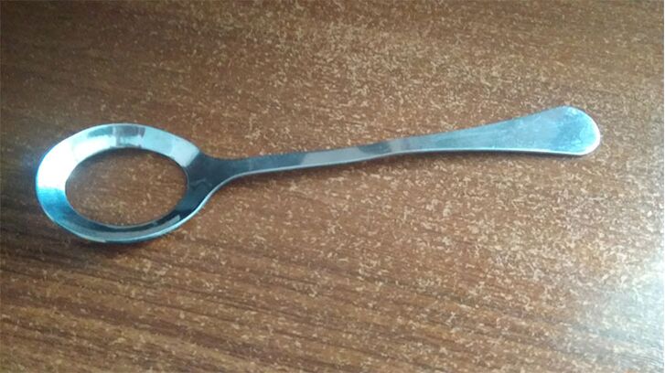 A troubled spoon